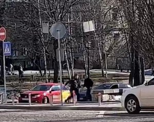 У центрі Києва конфлікт водіїв завершився трагедією