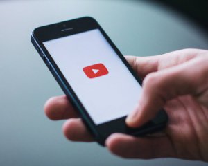 YouTube-блогерів з усього світу можуть змусити платити податки