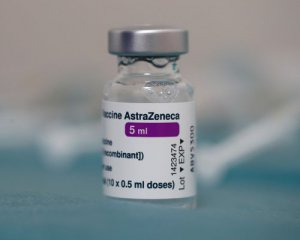 У ВООЗ заявили, що вакцина AstraZeneca не пов'язана з виникненням тромбозу