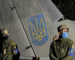 Катастрофа Ан-26: звільнений керівник університету хоче поновитися на посаді