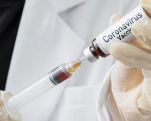 Країни ЄС повертаються до вакцинації препаратом AstraZeneca