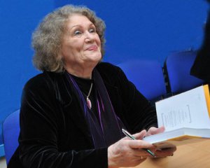 Ліна Костенко святкує день народження: 10 цитат поетеси