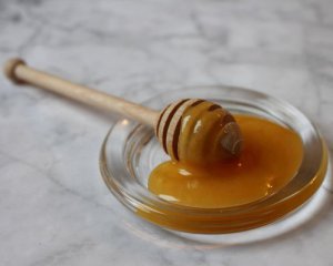 Медики розповіли про &quot;побічні ефекти&quot; частого вживання меду