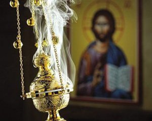 Перекрестился и обокрал церковь - шокирующее видео ограбления