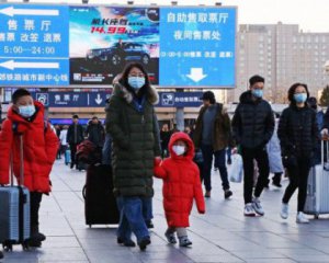 Для туристів з Китаю запровадили тимчасовий безвіз