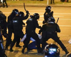 В Беларуси осудили более 100 протестующих за &quot;насилие над силовиками&quot;