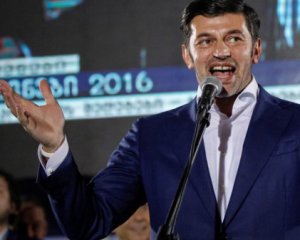 Легенду київського "Динамо" ушпиталили. Йому важко ходити