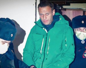 Встав з ліжка на 10 хв раніше:  за що Навального можуть перевести в ШІЗО