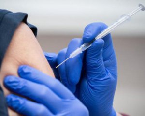 Медиків зобов'язали вакцинуватися від Covid-19