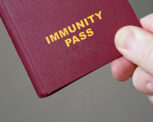 Для відвідування музеїв, кафе і перукарень. Країна ввела Covid-паспорти