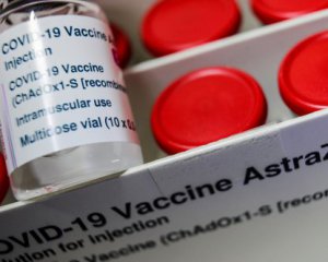 У 30 привитых вакциной AstraZeneca обнаружили тромбоз