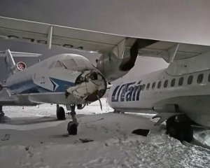 Лайнеру отрубило нос: в России столкнулись самолеты