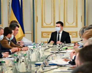 Данілов розповів про таємну нараду у Зеленського