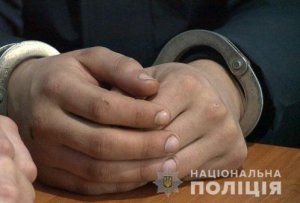 13-річну дівчину зґвалтував рідний батько