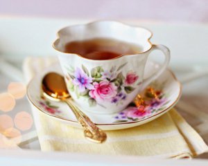 Учені попередили про небезпеку вживання гарячого чаю