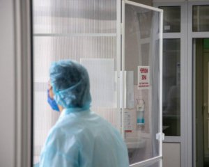 Украина первая в Европе и седьмая в мире по темпам распространения коронавируса