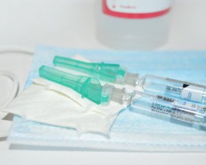 Чому записаних на щеплення в &quot;Дії&quot; не вакцинують залишковими дозами