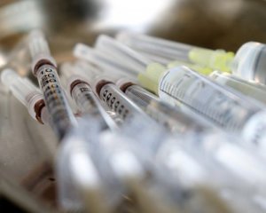 В Україні бракує грошей для закупівлі вакцини