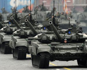 Росія стягуватиме війська до українського кордону до кінця квітня - розвідка