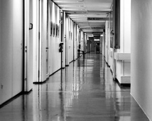 В психиатрическом отделении больницы избили 8-летнего мальчика - мать обвиняет медиков