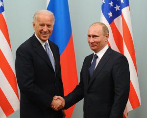 Байден і Путін можуть зустрітися на нейтральній території