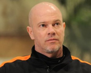 Екстренера "Шахтаря" звільнили в Японії