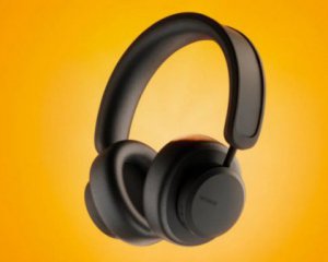 Представили наушники, которые не разряжаются на солнце