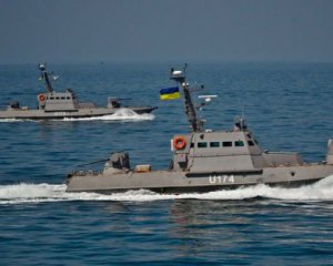 У ВМС розповіли про сутичку українських і російських кораблів на Азові