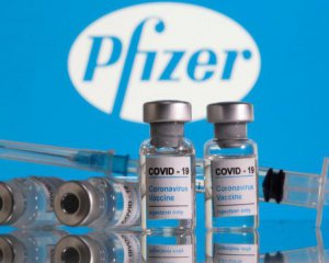 Стало известно, когда и где начнут прививать вакциной Pfizer