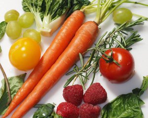 Кількість овочів та фруктів у раціоні впливає на сон
