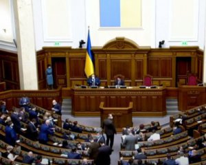 Закон про примусову реструктуризацію валютних іпотек може спровокувати &quot;банкопад&quot;