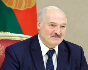 Лукашенко вирішив не робити щеплення від коронавірусу