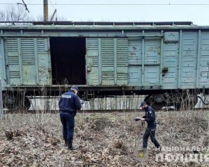 От удара отбросило на землю: подросток погиб из-за селфи