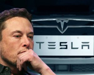 Ілон Маск за день збіднів на $5 млрд через аварію за участі автомобіля Tesla