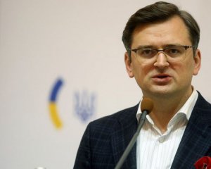 Кулеба прокоментував заяву українського посла про необхідність повернути ядерний статус