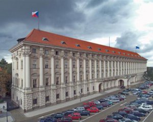 Чехия заявила о очередную &quot;чистку&quot; в российском посольстве - СМИ