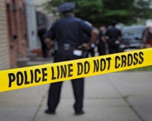 Полицейский застрелил 16-летнюю девушку, которая вызвала наряд