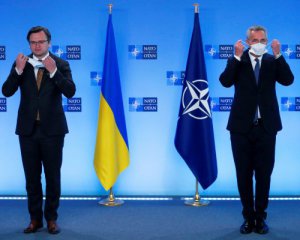 Сколько украинцев поддерживают вступление Украины в НАТО - опрос