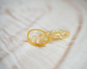 Чоловік потайки зняв презерватив під час сексу й загримів до в&#039;язниці