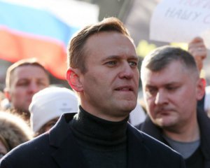 Навальний припинив голодування