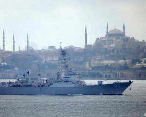Россия ограничила для иностранных судов проход в Черном море
