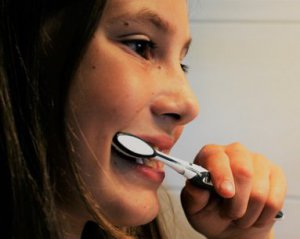 Главные правила, чтобы эффективно почистить зубы