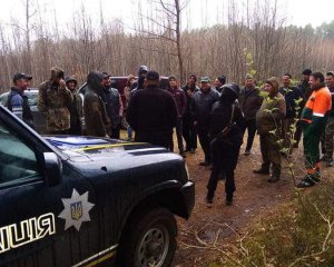 Не трогайте деревья. У нас дети: на Волыне селяне просят остановить сплошную вырубку леса