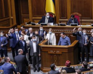 Влада відкрила розпродаж землі іноземцям. Захистити Україну може лише референдум - Тимошенко