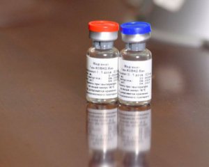 Россия и Китай распространяют фейки о западных Covid-вакцинах - ЕС