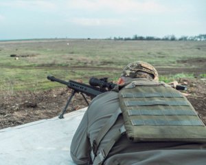 Российские наемники ранили украинского бойца. ВСУ открыли огонь в ответ