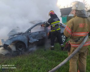 Мужчина сгорел в собственном авто