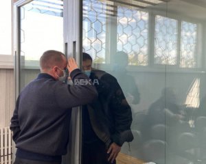 Двойное убийство в Харькове: версию подозреваемого проверят, но домой не отпустили