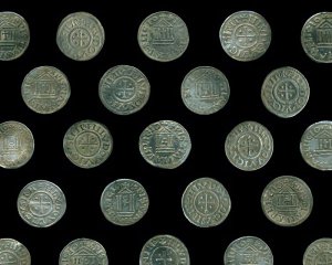 Откопали самый крупный клад монет франков в Восточной Европе