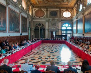 Венецианская комиссия одобрила законопроект о лжи в декларациях